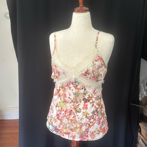 Ark & Co. Silky camisole - great for layering under a blazer or wearing alone - Picture 1 of 9